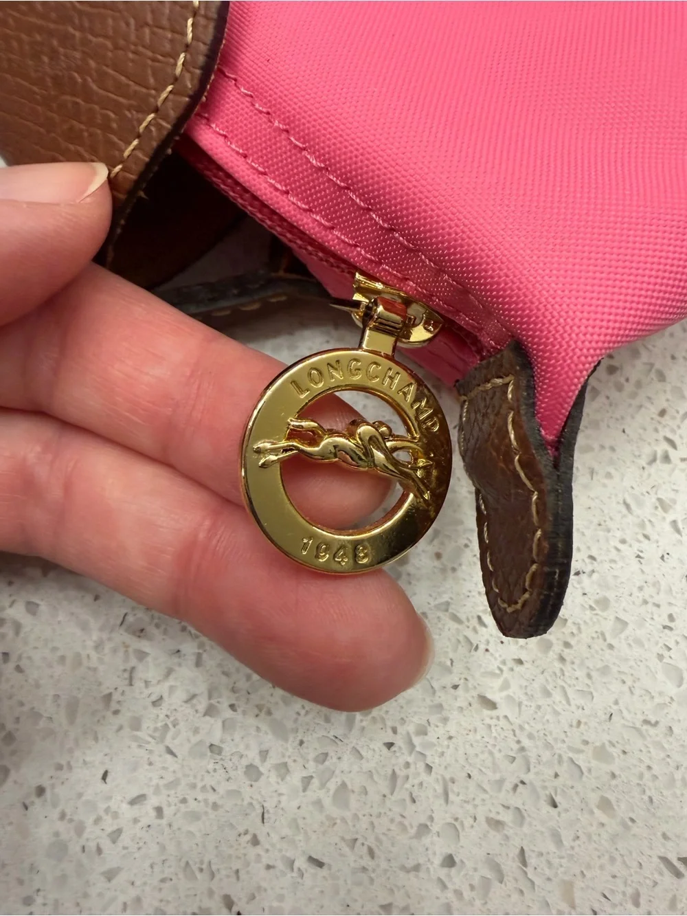 Longchamp compact authentic